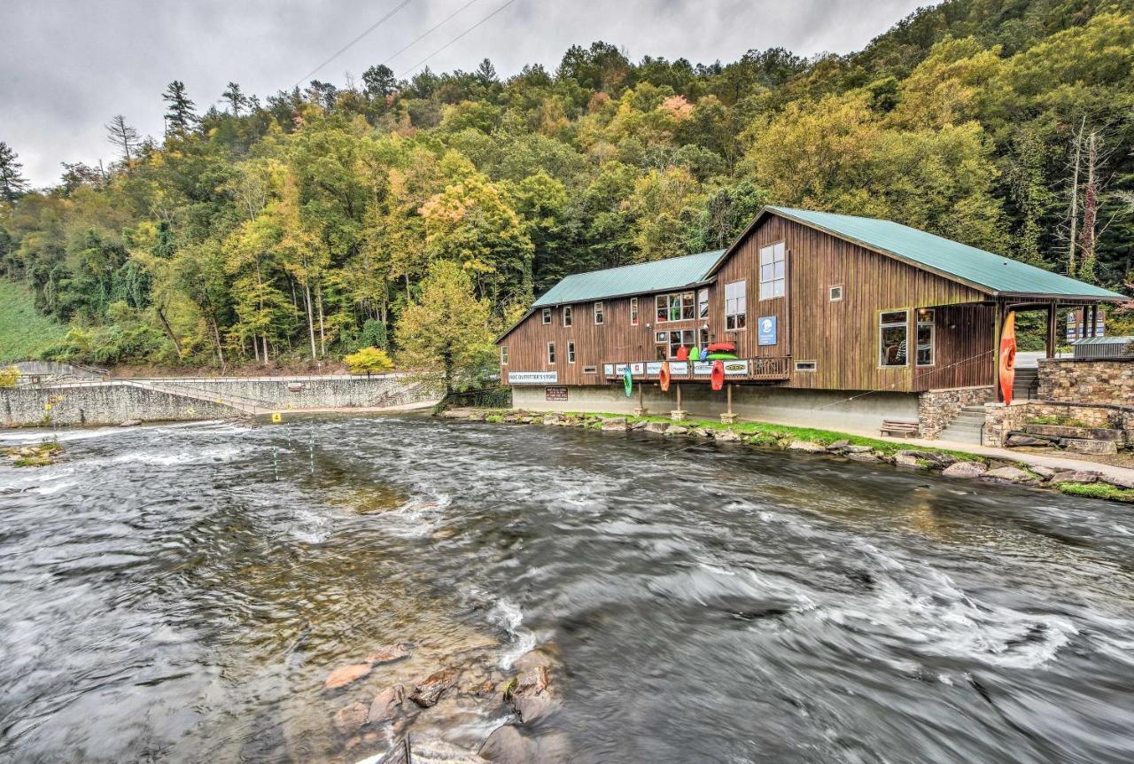 فيلا Pet-Friendly Bryson City Cabin With Fire Pit And Deck! المظهر الخارجي الصورة